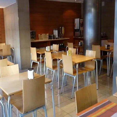 Tudel Hotel